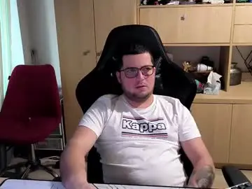 Chaturbate Live Sex of kevinnlovely95