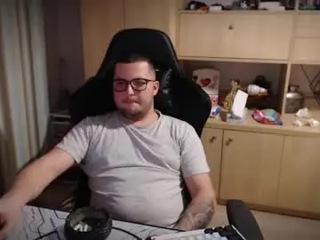 Chaturbate Adult Webcam of kevinnlovely95