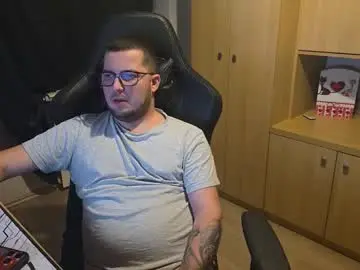 Chaturbate Adult Webcams of kevinnlovely95