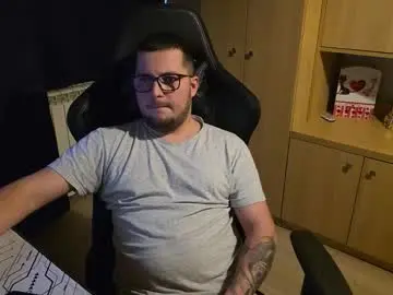 Chaturbate Adult Webcam of kevinnlovely95