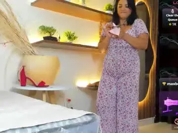 Chaturbate Live Sex Cam of vane_lips