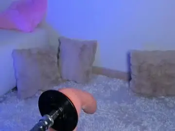 Chaturbate Live Sex Cam of amberfoxx2