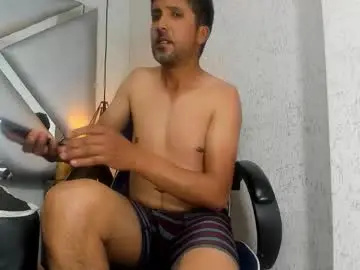 Chaturbate Live Sex Cam of danidick_vc