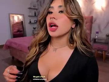 Chaturbate Watch Live Sex Cams of eveline_figeroa