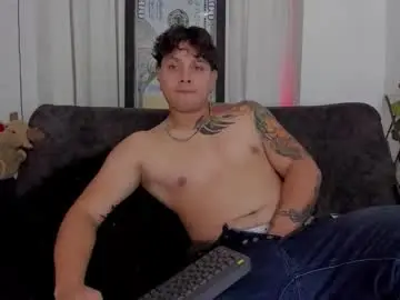 Chaturbate Free Live Porn of kaledd_musclee