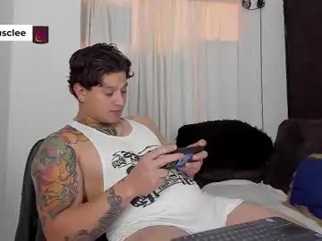 Chaturbate Free Porn Cam of kaledd_musclee