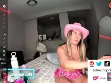 Chaturbate Adult Video Chat of kaythepetiteblonde