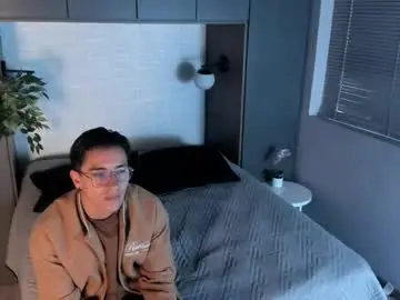 Chaturbate Nude Webcam of andyjoy_