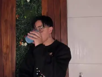 Chaturbate Live Sex of andyjoy_