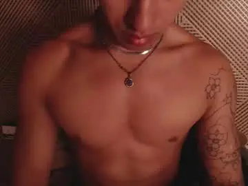 Chaturbate Sex Cam of andyjoy_