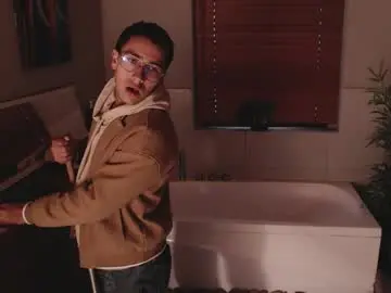 Chaturbate Sex Chat of andyjoy_