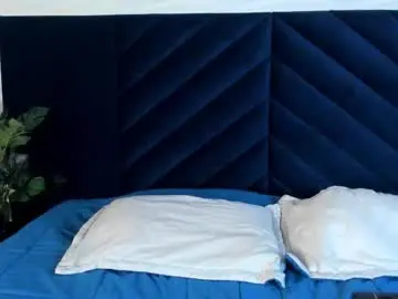 Chaturbate Live Sex Cam of andyjoy_