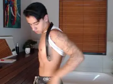 Chaturbate Nude Webcam of andyjoy_