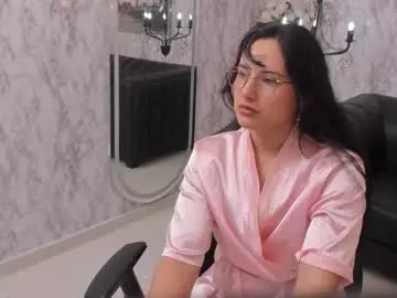 tinni_rosse from chaturbate