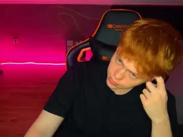 Chaturbate Live Sex Cam of alvin_rain