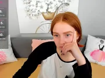 Chaturbate Live Sex Cam of evarey_