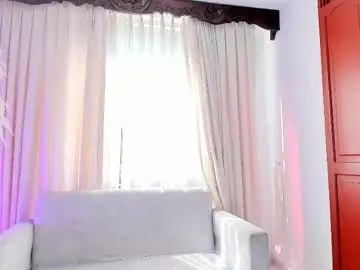 Chaturbate Best live sex cam show of juliensaint_