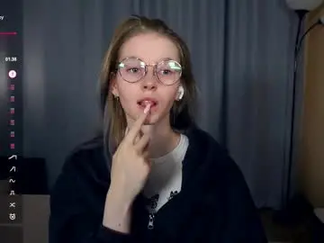 Chaturbate Free Live Porn of leolakorner