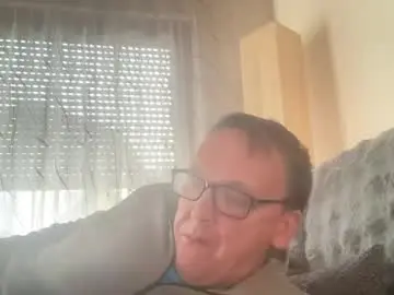 Chaturbate Live Sex Cam of tom6644