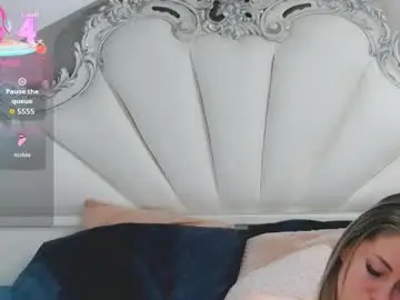 Chaturbate Best live sex cam show of adelledeep1