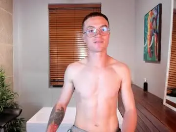 Chaturbate Live Sex of liljames_