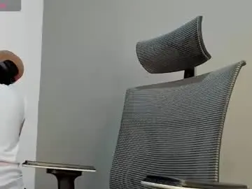 Chaturbate Live Sex Cam of mattiwsmorris_