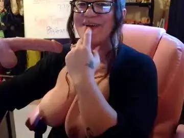 Chaturbate Best live sex cam show of misssuckalot