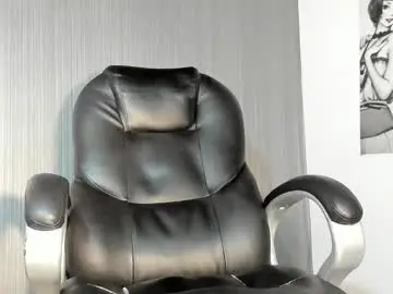 Chaturbate Live Sex Cam of daddy_darcks