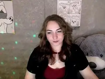 Chaturbate Live Sex Cam of evelineli