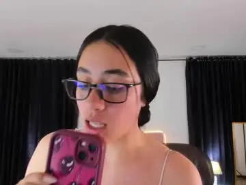 Chaturbate Live Porn of icysweetcam