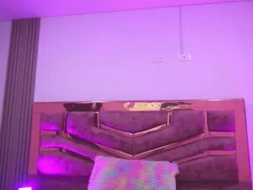 lia_collinsx from chaturbate