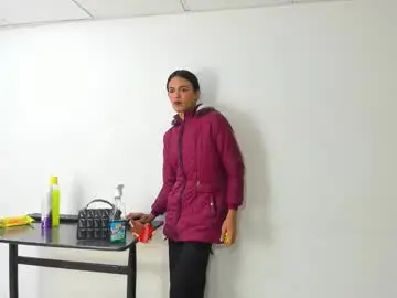 aisha_hotts777 from chaturbate