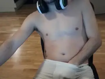 Chaturbate Free Live Porn of goldnic_10