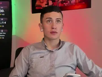 Chaturbate Live Sex Cam of sebas_maverick