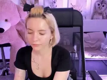 Chaturbate Live Sex Cam of aurorawrenfield