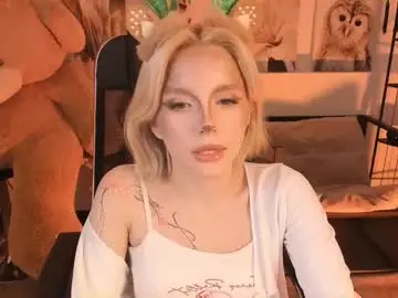 Chaturbate Free Porn Cam of aurorawrenfield