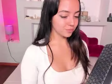 Chaturbate Free Porn Cam of laraa_rous