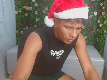 Chaturbate Nude Webcam of andrew_myersx