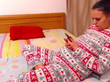 carlasweet00 from chaturbate