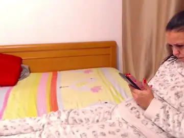 Chaturbate Live Porn of carlasweet00