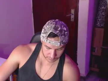 Chaturbate Live Sex Cam of casas_oom