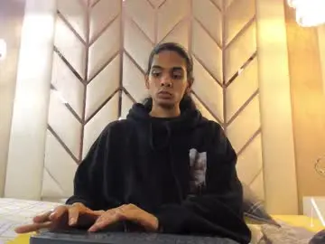 Chaturbate Adult Webcam of max_ari