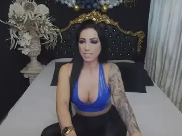 Chaturbate Nude Webcam of mikaelajensen