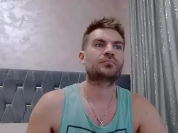 Chaturbate Free Live Porn of 10in_deluxe