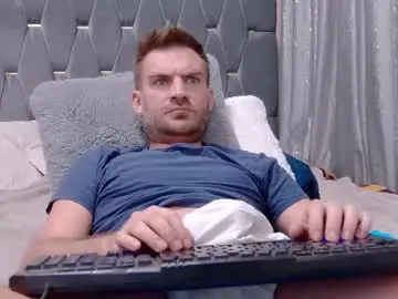 Chaturbate Watch Live Sex Cams of 10in_deluxe