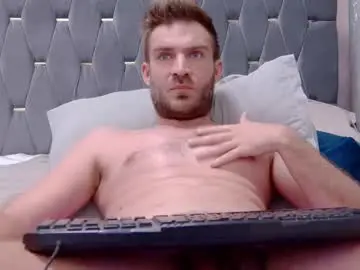 Chaturbate Sex Cam of 10in_deluxe