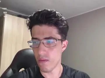 Chaturbate Free Live Porn of alexander_dimitri