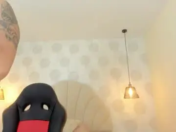 Chaturbate Sex Cam of cami_bukele3