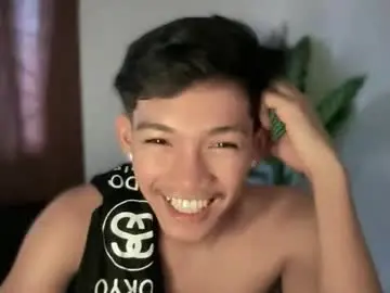 Chaturbate Nude Webcam of hotasian_jerome