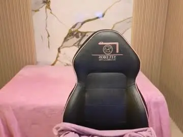 Chaturbate Adult Video Chat of lexy_tay